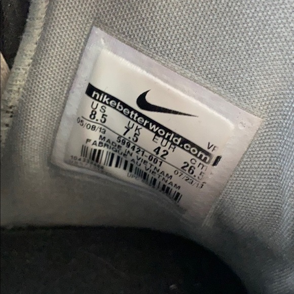 Nike Men’s Basketball Shoes Size 8.5 - Picture 4 of 4